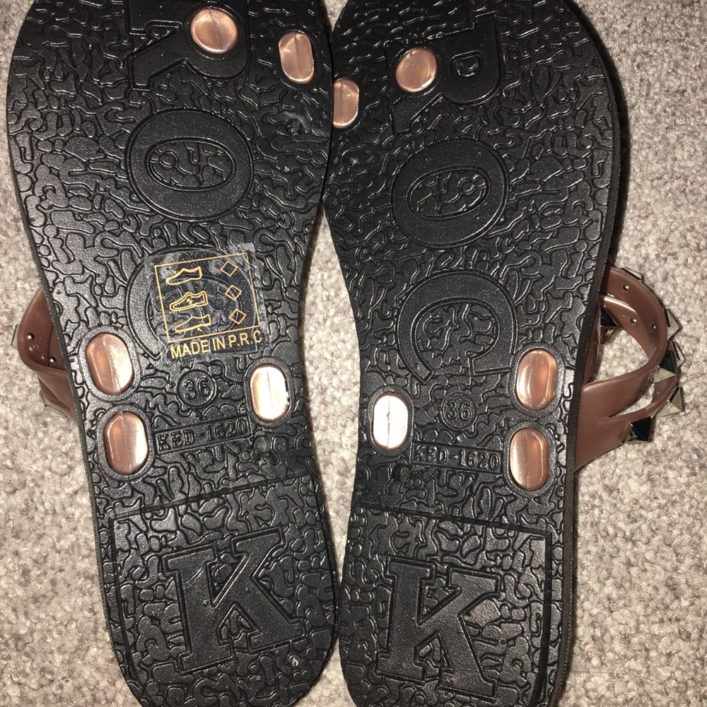 Flip Flops - Picture 2 of 2